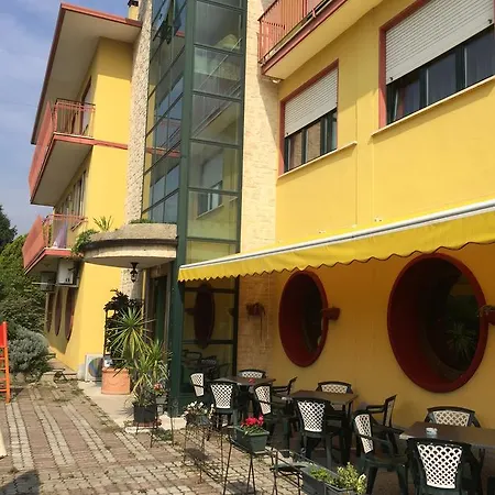 Hotel Ristorante Il Pirata